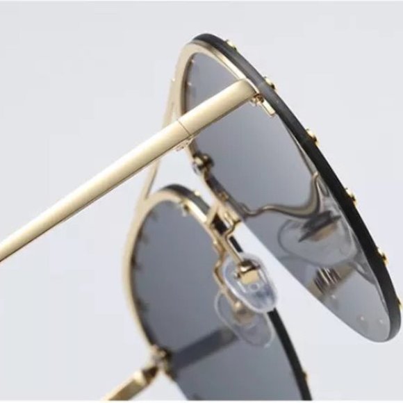 NEW Rivet-Detailing Rimless Pilot Sunglasses - Picture 5 of 12